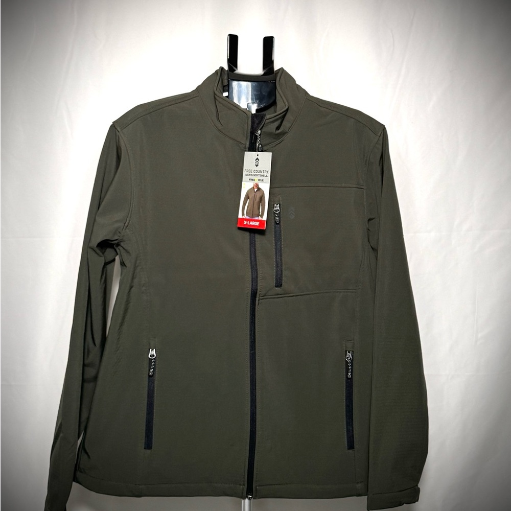 Free Country Green Performance Jacket with High Collar and Full Zipper
